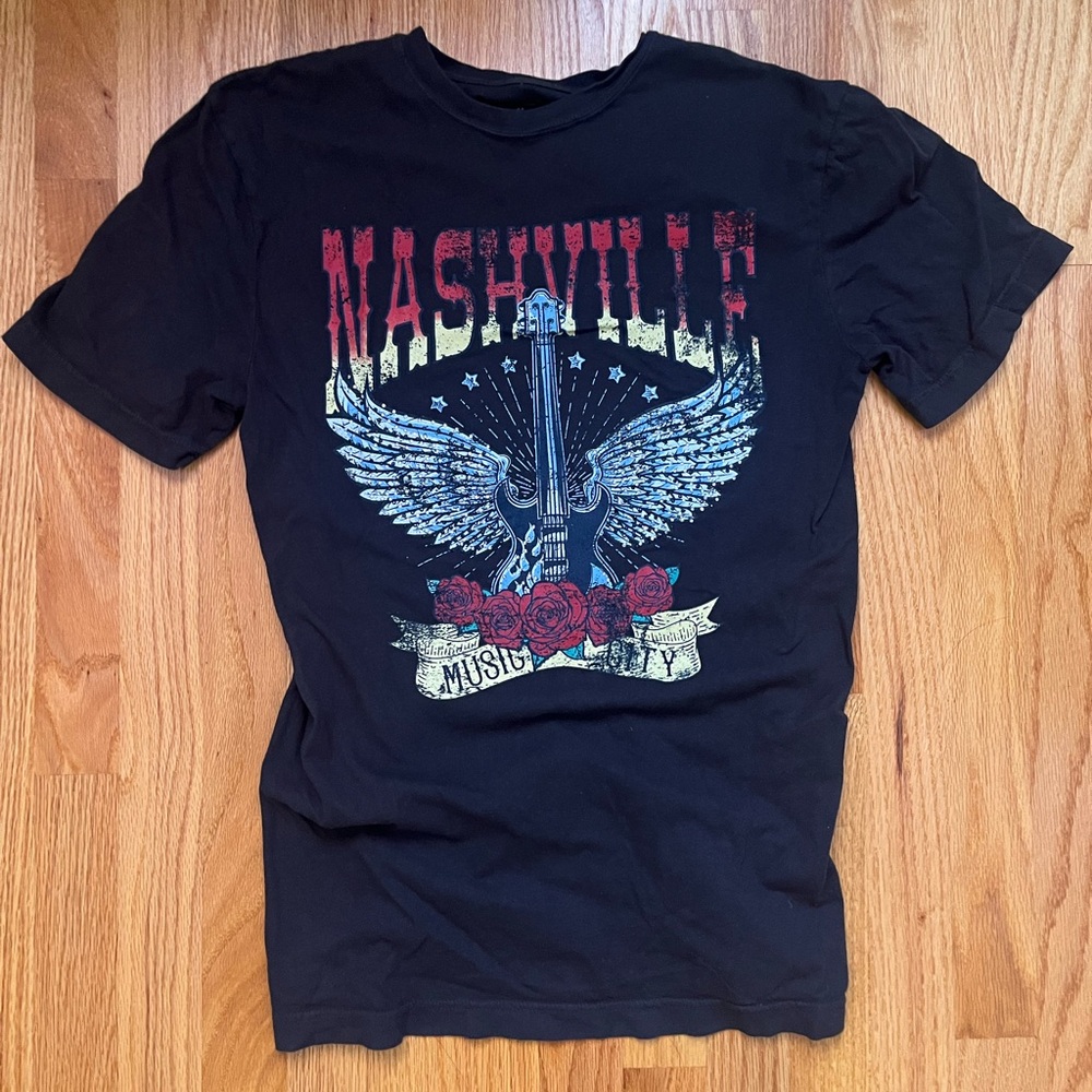 Nashville Graphic Tee